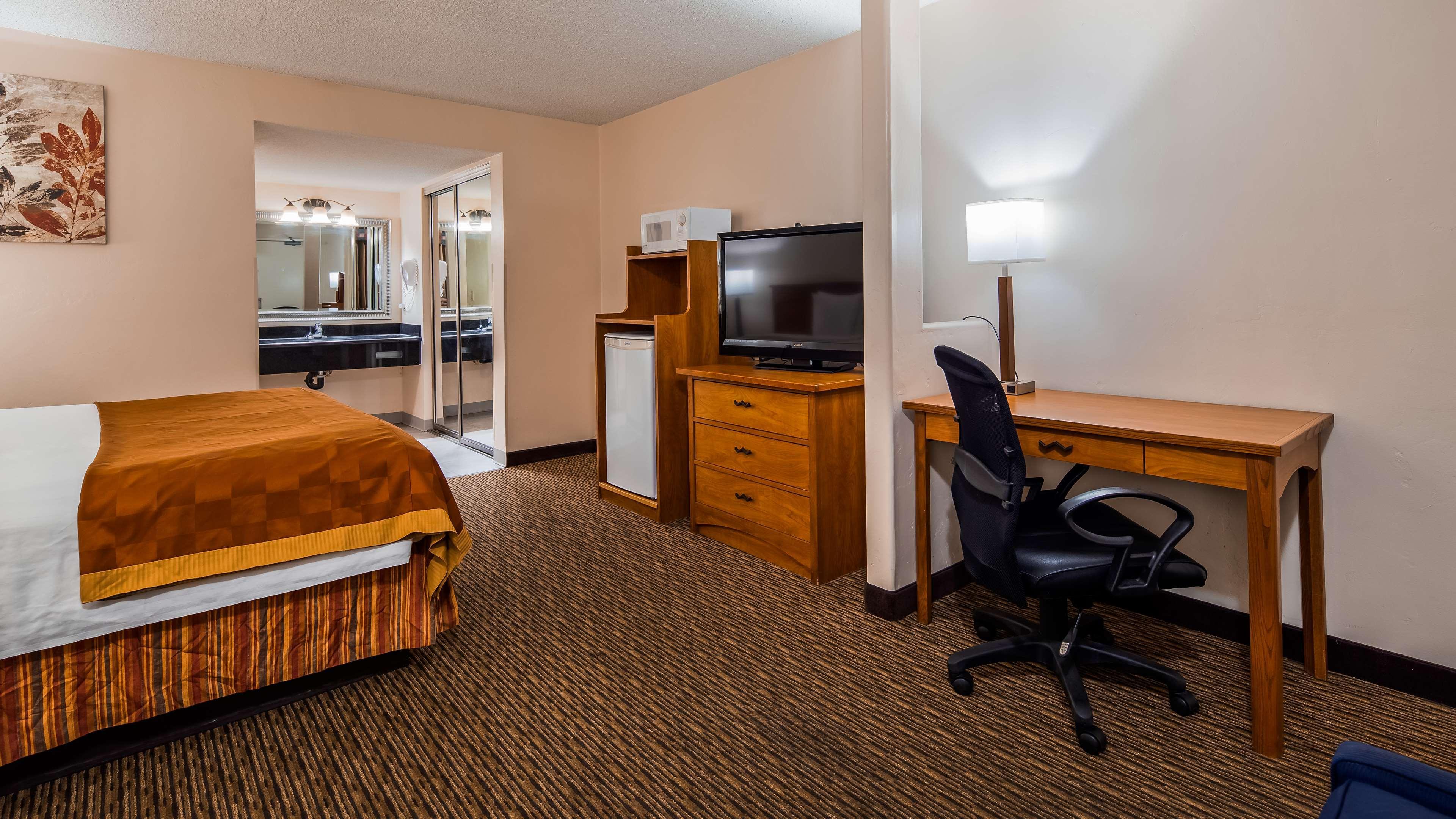 Surestay Hotel By Best Western Tehachapi Exterior photo